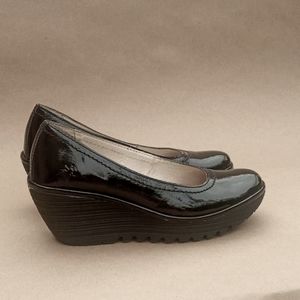 Fly London Black Patent Leather Wedge Heel Dress Comfy Work Shoes Size 37